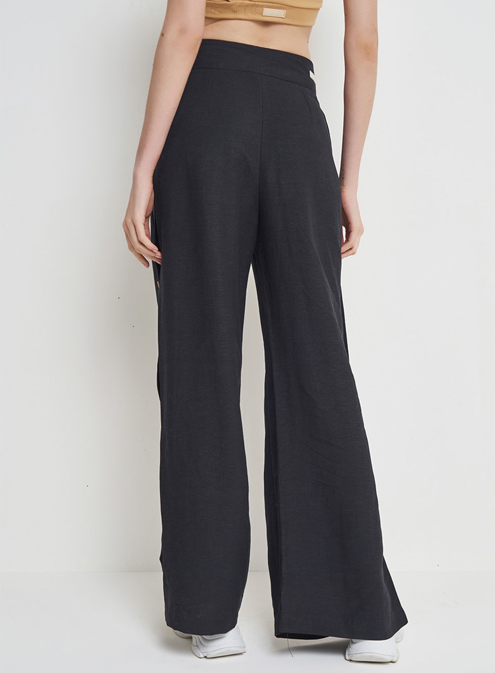 calca-com-fendas-laterais-sport-style-allure-vestimenta (3)