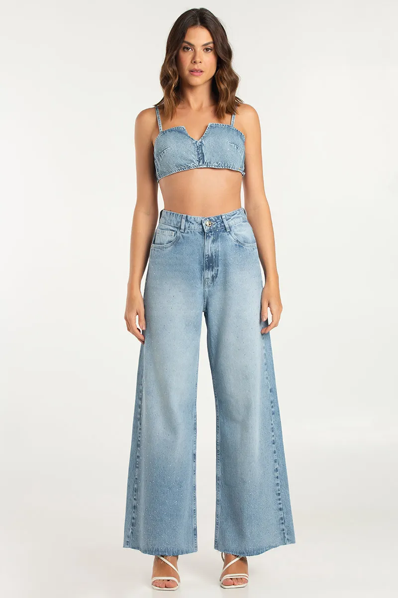 15181705567_calca-allure-wide-leg-jeans-com-aplicaca-de-strass-brilho-allure-vestimenta.png