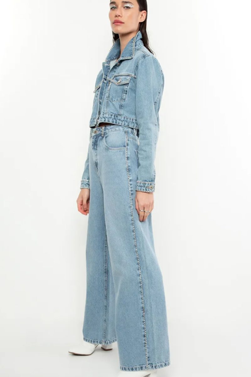 Calça Wide Leg Jeans Aplicação Manual Correntes De Strass